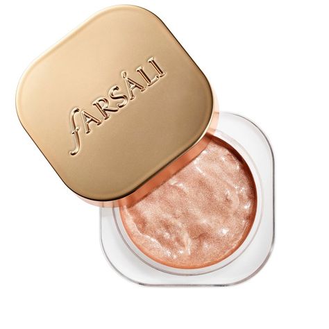 The Best Jelly Highlighters at Every Price Point — Editor Reviews | Allure Jelly Highlighter, Scented Lip Balm, Blush Highlighter, Beauty Sponge, Favorite Candy, Shades Of Gold, Makeup Items, Glass Skin, Gummy Bears