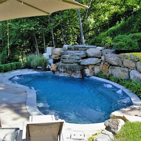 75 Small Kidney-Shaped Pool Ideas You'll Love - February, 2024 | Houzz Small Freeform Pools, Inground Pool Small Backyard, Small Underground Pool, Organic Shaped Pool, Small Underground Pool Ideas, Small Kidney Shaped Pool, Kidney Pool Ideas, Kidney Pool Landscaping, Kidney Shaped Pool Ideas