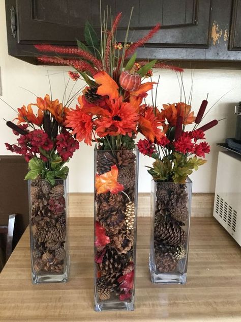 Small Fall Centerpieces For Table Diy, Fall Arrangements Centerpieces, Small Fall Centerpieces For Table, Thanksgiving Table Centerpiece Ideas, Table Centerpieces Thanksgiving, Country Thanksgiving Decorations, Thanksgiving Centerpieces Table, Fall Office Decor, Country Thanksgiving