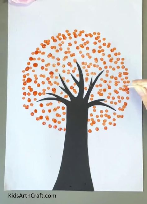 Easy Tree Painting Using Ear Buds for Kids Check more at https://www.kidsartncraft.com/tree-painting-ear-buds-tutorial/ Ear Bud Painting For Kids, Easy Tree Painting, Ear Bud, Drawing Cartoon Faces, Activities Ideas, Ear Buds, Drawing Cartoon, Cartoon Faces, Teaching Writing