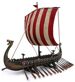 Viking Drekkar, ship's prow a menacing beast to ward off the terrible sea monsters of Norse mythology. Barco Viking, Viking Longship, Norway Viking, Vikings Game, Viking Life, Polynesian Culture, Viking Ship, The Vikings, Nordic Countries