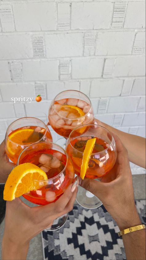 drink, aperol spritz, alcohol, orange, instagram story ideas, vacation, white wall, friends, arizona, pool, airbnb, pretty drink, beverage Aperol Spritz Picture, Drink Photo Instagram, Drink Ig Story, Drink Story Instagram, Pool Instagram Stories, Drinks Instagram Story, Drink Instagram Story, Aperol Spritz Aesthetic, Matcha Cocktail