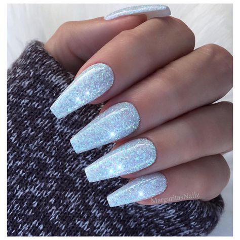 @herhappyhabits Blue Glitter Nails, Light Blue Nails, Blue Acrylic Nails, Winter Nails Acrylic, Her Nails, White Nail Designs, Super Nails, Ideas Nails, Winter Nail Designs