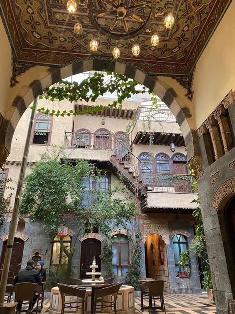 Syrian Garden, Cairo Market, Damascene House, Syria Architecture, Syrian House, Damascus House, Ancient Buildings Architecture, Syria Pictures, Arabian Architecture