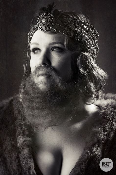 Bearded Woman Circus, Bearded Lady Costume, Bearded Woman, Circus Themed Costumes, Haunted Circus, Vintage Beard, Beard Costume, Diy Beard, Halloween Circus