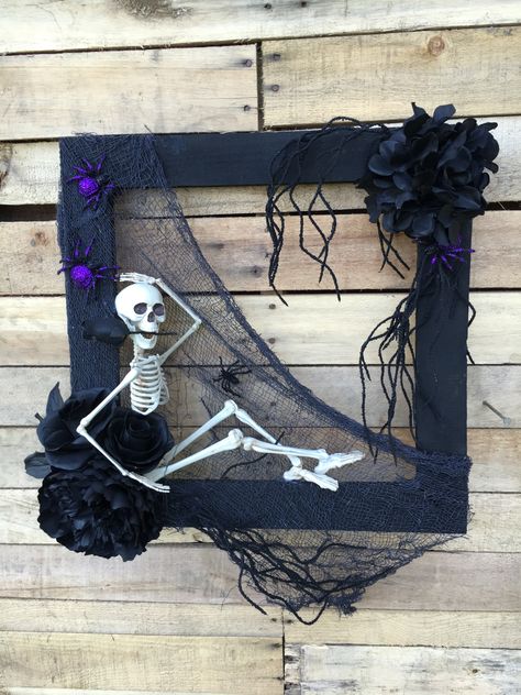 Wreaths, Door Wreaths, Front Door Wreaths, Halloween Wreaths, Halloween Frame Wreaths, Halloween… Halloween Picture Frames, Black Halloween Wreath, Halloween Decorations Wreaths, Wreaths Halloween, Diy Halloween Wreath, Creepy Halloween Decorations, Scary Decorations, Halloween Frames, Adornos Halloween