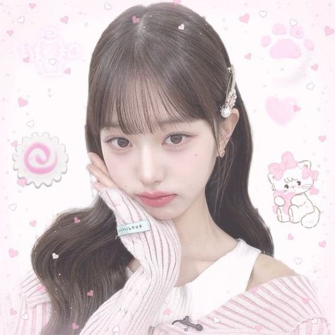 Soft Pink Photo, Wonyoung Pink, Wonyoung Pfp, Iphone Wallpaper Bright, Kpop Pink, Wonyoung Icons, Love Mail, Pretty Pink Princess, New Jeans Style