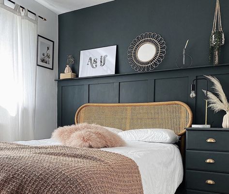 lamp black 228 Red Bedroom Design, Dramatic Bedroom, Paneling Ideas, Feature Wall Bedroom, Black Accent Walls, Bedroom Furniture Makeover, Bohemian Inspiration, Bedroom Wall Designs, Bedroom Accent