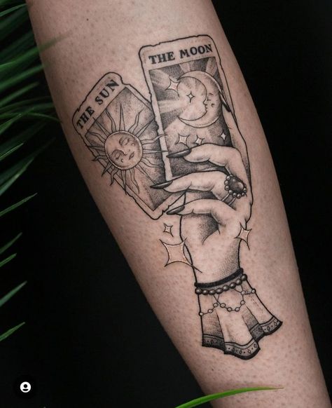 Hand Holding Card Tattoo, Hand Of Cards Tattoo, Hand Holding Tarot Card, Tarot Tattoo Ideas, Tarot Card Tattoo Design, Tarot Cards Tattoo, Hand Holding Card, Fingerprint Heart Tattoos, Hand Holding Something