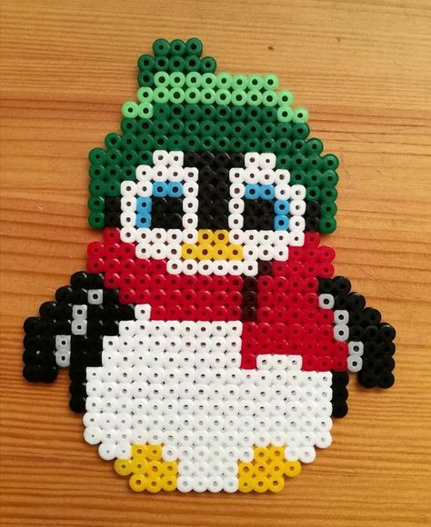 Christmas Pearl Beads Pattern, Hama Beads Christmas Pattern, Perler Christmas Ornaments, Hama Christmas Pattern, Christmas Ornaments Perler Beads, Christmas Pearl Beads, Perler Bead Ornaments Pattern, Christmas Perler Bead Patterns, Perler Bead Ornaments