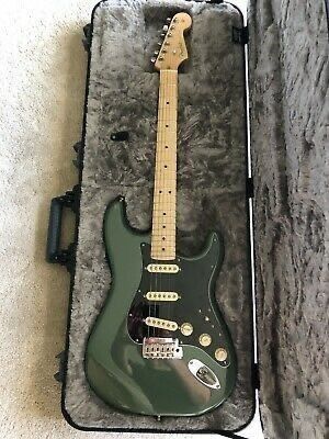 Electric Guitar Brands, Green Fender Guitar, Black Stratocaster, White Stratocaster, Green Electric Guitar, Fender Stratocaster Sunburst, Squier Stratocaster, Green Guitar, Fender Guitars Stratocaster