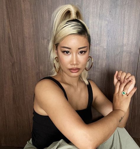 Yoon Ambush Style, Yoon Ambush, Instagram Office, Current Styles, Office Attire, New Woman, Crown Jewelry, Hoop Earrings, Hairstyles