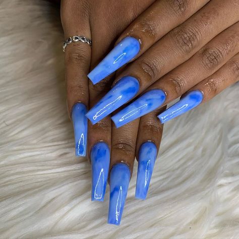 Marble Color Nails, Transparent Blue Nails, Blue Nail Trends, Blueberry Milk Nails, Blue Marble Nails, Winter Manicures, Navy Blue Nail Polish, Cobalt Blue Nails, Snowman Nail Art