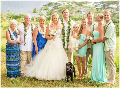 Bethany Hamilton Wedding | Bethany hamiltons wedding !! Gorgeous Surfer Wedding, Wedding Highlight Video, Bethany Hamilton, Soul Surfer, Cheap Wedding Venues, Two Years Later, Hawaiian Wedding, Wedding Linens, Chapel Wedding