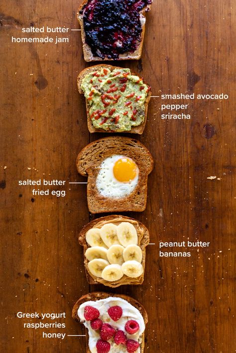 This Hearty Grain Bread is the perfect homemade bread to bake up! It has a smattering of flours that truly make it a hearty bread that's great for toast! | wyseguide.com #thatssowyse #toast #homemadebread Whole Grains Bread, Bread With Banana, Hearty Bread, Honey Oat Bread, Grain Bread, No Rise Bread, Honey Oats, Toasted Bread, Smashed Avocado