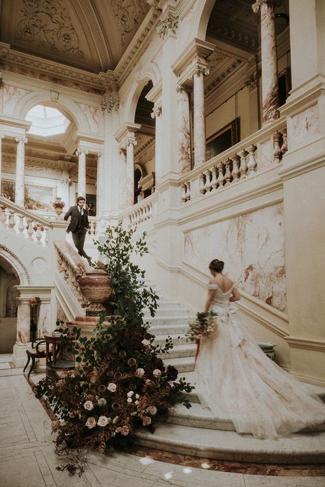 Classy Fairytale Wedding, Vintage Castle Wedding, Old Castle Wedding Aesthetic, Castle Wedding Venues, Boldt Castle Wedding, Fairytale Castle Wedding, Wedding Venue Castle, Fancy Wedding Aesthetic, Mt Woodson Castle Wedding