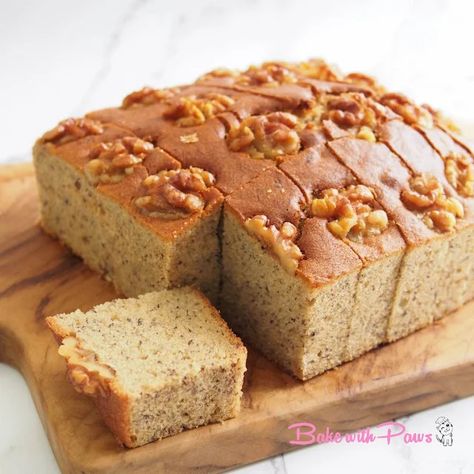 Fluffy Banana Cake, Quick Baking, Banana Bread Recipe Moist, Banana Cake Recipe, Cakes Recipes, Delicious Cake Recipes, Pie Tart, Cake Lover, Baking Tins