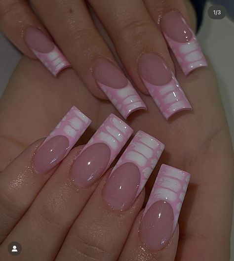 Medium Length Nails Acrylic Square Pink, Gel X Nail Ideas Square, Cute Summer Acrylic Nails Square, Trendy Square Nails, Sqaure Nails, Glitter French Nails, Gel Toe Nails, Finger Paint, Glamour Nails