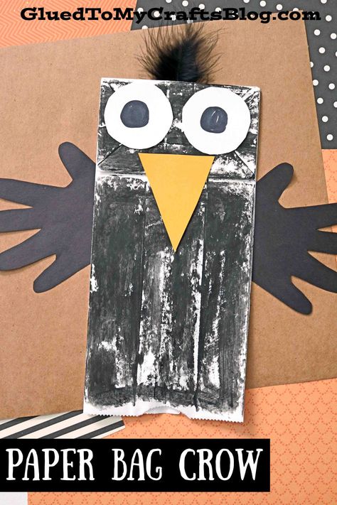 Paper Bag Crow Puppet - Kid Craft Idea For Fall Fun! Crow Puppet, Bird Puppet, Zoo Crafts, Preschool Art Projects, Headband Crafts, Fun Halloween Crafts, Puppet Crafts, Autumn Activities For Kids, Fall Preschool