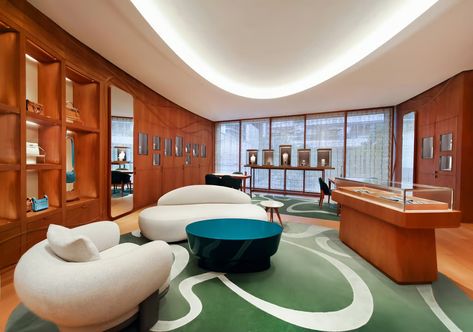 A gallery in Hermès’ Lee Gardens store Hermes Store Interior, Concept Store Design Retail Interior, Hermes Interior, Hermes Store, Parisian Architecture, Causeway Bay, Stone Facade, Store Layout, Masonry Wall