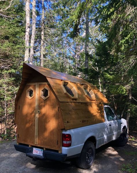 Pickup Bed Camper, Wood Truck Bedding, Wooden Truck Bedding, Diy Truck Bedding, Colby College, Truck House, Tiny Mobile House, Kombi Motorhome, Diy Camper Trailer