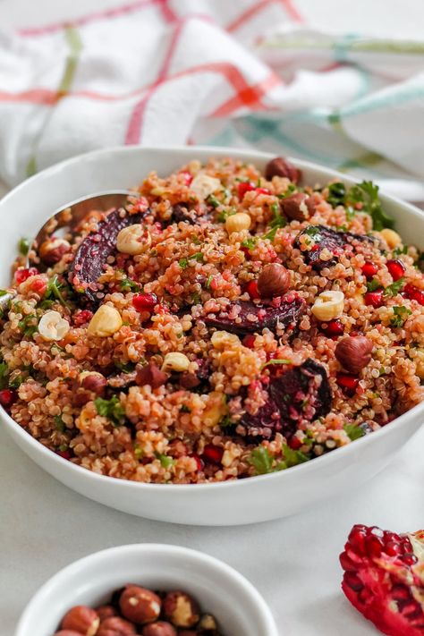 Roasted Beet Quinoa Pomegranate Salad | Up Beet Kitchen Quinoa Pomegranate Salad, Quinoa Pomegranate, Beet Quinoa, Beet Pesto, Hummus Pasta, Orange Vinaigrette, Pomegranate Recipes, Beet Salad Recipes, Raw Beets