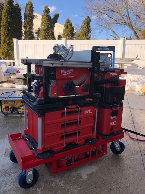 Milwaukee Table Saw, Packout Milwaukee Ideas, Packout Storage Ideas, Milwaukee Garage, Milwaukee Packout Ideas, Milwaukee Tool Box Ideas, Milwaukee Packout Mods, Milwaukee Tool Box, Garage Storage Inspiration