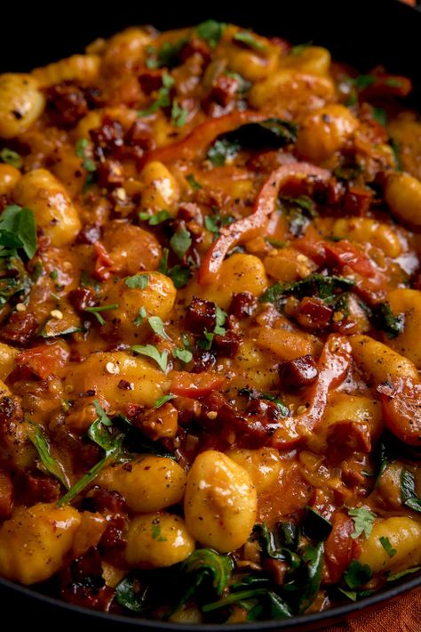 Gnocchi With Chorizo, Recipes With Chorizo, Best Gnocchi Recipe, Pasta Bake Recipes, Coconut Milk Sauce, Harissa Sauce, Spicy Dinner Recipes, Fancy Dinner Recipes, Gnocchi Recipes