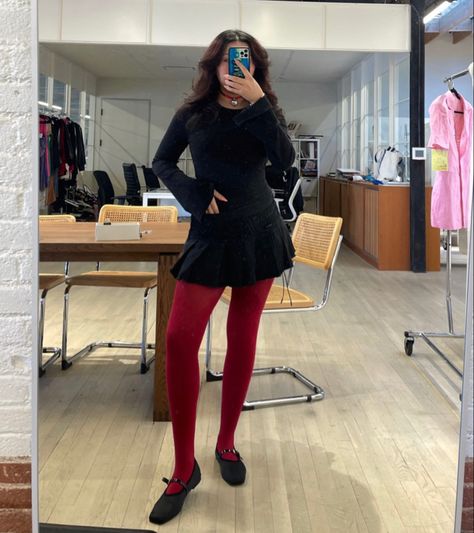 Wool Tights Outfit Winter, Red Socks Outfit, Coloured Tights Outfit, Red Stockings Outfit, Color Tights Outfit, Colorful Tights Outfit, Burgundy Tights Outfit, Cute Mary Janes, Red Tights Outfit