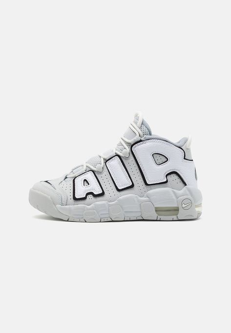 Nike Air Uptempo, Pretty Sneakers, Nike Air More Uptempo, Nike Air More, Pretty Shoes Sneakers, All Nike Shoes, Shoes Outfit Fashion, Nike Air Shoes, Old Shoes