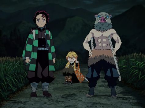 Tanjiro Zenitsu Inosuke, Demonslayer Tanjiro, Kny Base, Kamaboko Squad, Clever Costumes, Spidersona Ideas, Three Amigos, Dragon Slayer, Manga Cosplay