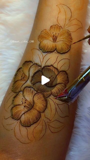 Mehandi Floral Designs, Flowers Design Mehndi, Flowers Mehandi Designs, Floral Mehandi Designs For Hands, Flowers Mehendi Designs, Mehndi Designs New Beautiful, Mehendi Designs For Right Hand, Basic Henna Designs For Beginners, Mehandi Flowers Design