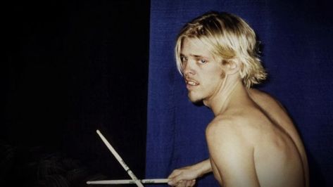 Taylor Hawkins 90s, Rip Taylor, Acid Bath, Foo Fighters Nirvana, Taylor Hawkins, 90s Music, Dave Grohl, I Miss U, Senior Citizen