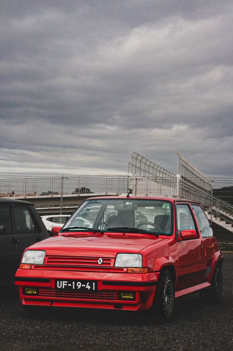 #renault #5gt #turbo Renault 5 Gt Turbo, Renault 5 Turbo, Pocket Rocket, Renault Sport, Renault Alpine, Top Gear, The Good Old Days, Good Old, Concept Cars