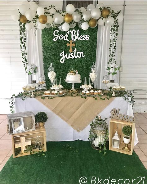 Goody Table Ideas, Simple First Communion Decorations, 1st Communion Party Ideas Girl, Holy Confirmation Decoration, 1st Holy Communion Decorations, Baby Dedication Decorations, Backyard Communion Party Ideas, First Communion Party Decorations, Baptismal Party Ideas