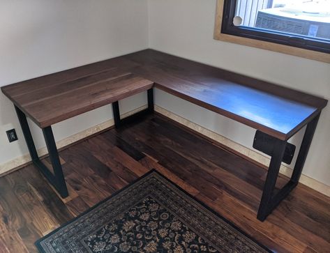 Custom L Shaped Desk, L Desk Ideas, L-shaped Desk, Walnut Furniture Bedroom, L Shaped Desk Setup, Wood L Shaped Desk, Diy L Shaped Desk, L Shaped Wood Desk, L Shaped Table