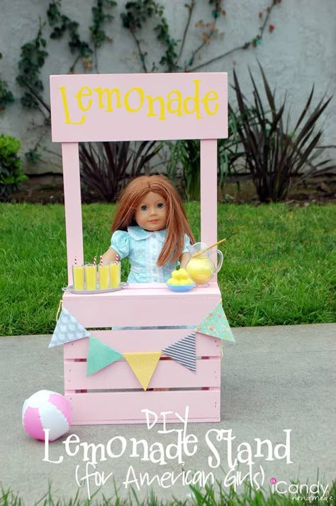 American Girl doll diy clothes and accessorizes that you can DIY - A girl and a glue gun Diy Lemonade Stand, Ag Doll Crafts, American Girl Party, Diy Lemonade, American Girl Parties, American Girl Furniture, Girls Dollhouse, American Girl Diy, American Girl Doll House