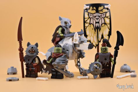 Wolffang Clan – Lego wolf riders. | Lego orcs and Lego wolf | Flickr Cool Lego Minifigures, Lego Castle Minifigures, Lego Fantasy Moc, Lego Wolf, Lego Forestmen, Lego Creations Instructions, Lego Dnd, Lego Figurine, Lego Dinosaur