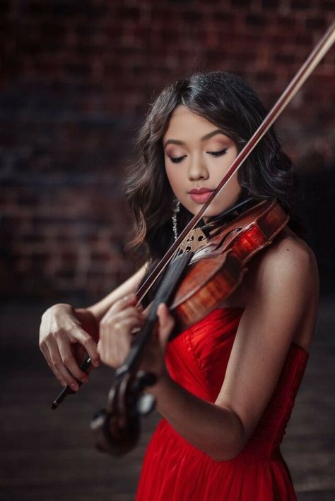 Try this effects combo by Mawarny Mbolang on Photo Lab Woman Red Dress, Violin Girl, Violin Photography, Violin Art, Musician Photography, Headshot Poses, Jazz Art, Body Drawing Tutorial, Mixed Media Sculpture