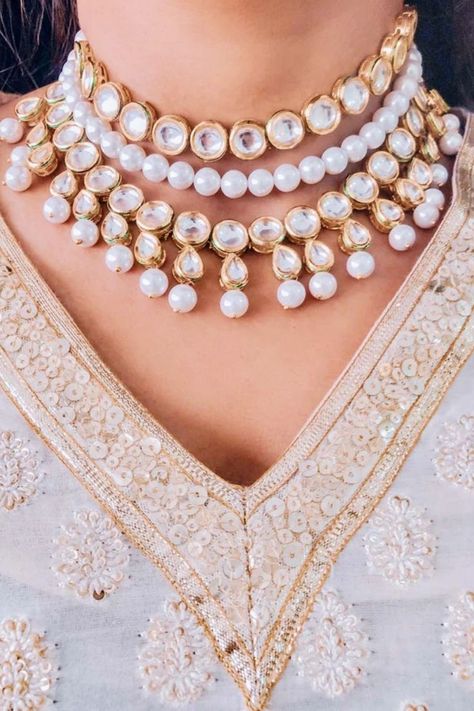 Indo Western Jewellery, Western Jewellery, Kundan Choker Set, Choker Designs, Antique Jewellery Designs, Handmade Fashion Jewelry, Best Of Both Worlds, Indo Western, Western Jewelry