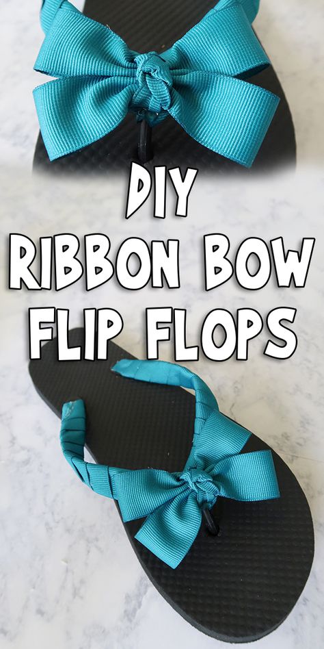 Today I'm going to show you how to make these DIY Ribbon Bow Flip Flops! This is a frugal way to transform them into adorable sandals with no sewing skills! Summer Party Diy, Ribbon Flip Flops, Flip Flop Craft, Decorating Flip Flops, Bow Flip Flops, Diy Sandals, Trendy Diy, Flip Flop Shoes, Diy Ribbon