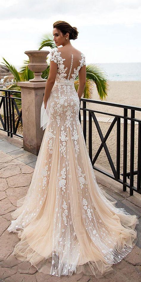 Nora Naviano Wedding Dresses For Charming Style | Wedding Dresses Guide Wedding Dress Rose Gold, Wedding Dress Rose, Wedding Dress Trumpet, Rose Gold Wedding Dress, Dress Rose Gold, Rose Gold Lace, Young Wedding, Wedding Brand, Gold Wedding Dress