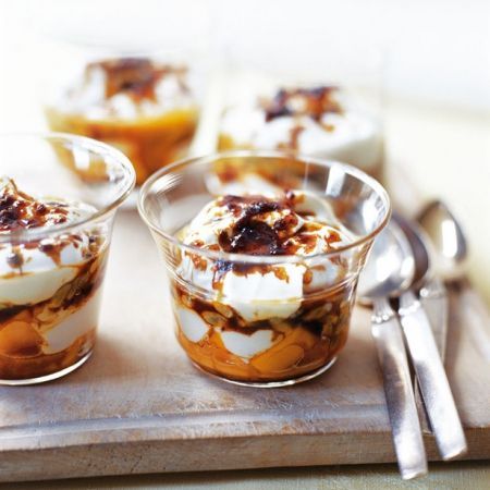 Recipe For Dinner Party, Fruit Parfait Dessert, Easy Dinner Party Desserts, Pudding Parfait Recipes, Roast Dinner Recipes, Dinner Party Dessert, Easy Impressive Dessert, Easy Puddings, Dinner Party Desserts