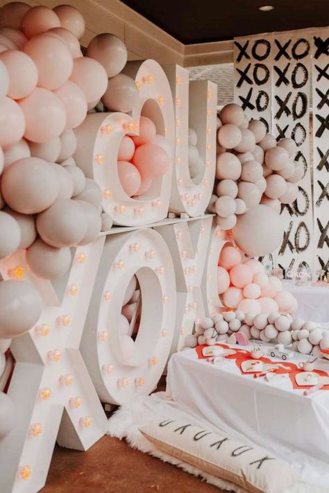 Take a look at this gorgeous XOXO-themed birthday party! Love the decor!! See more party ideas and share yours at CatchMyParty.com Xoxo Party Theme, Xo Party, Valentines Theme Party Adults, Love Theme Party, Valentines Party Ideas For Adults Decor, Heart Themed Party, Love Party, Valentines Dance Decorations, Valentines Birthday Party Ideas