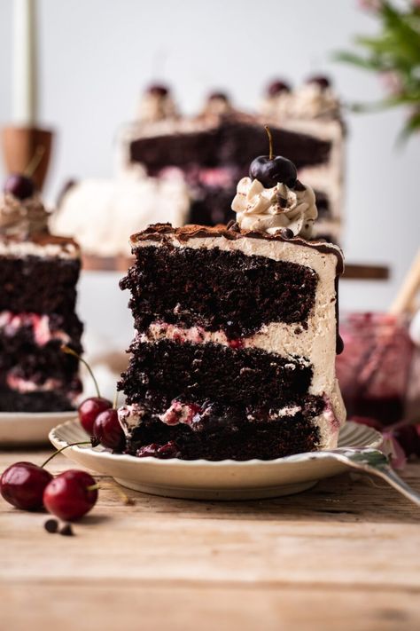 Incredibly moist and rich vegan black forest cake filled with fresh sweet cherries and a delicious dairy free whipped cream, and topped with a vegan ganache! Based on the traditional Black Forest gateau (Schwarzwälder Kirschtorte), you won’t believe this black forest cake is vegan! Dairy Free Ganache, Vegan Black Forest, Cake Black Forest, Vegan Ganache, Vegan Chocolate Ganache, Banana Diaries, Dairy Free Whipped Cream, Black Forest Gateau, Quick Vegan Recipes