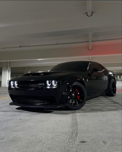 Black Challenger Dodge, All Black Challenger, Matte Black Challenger, Black Dodge Challenger Aesthetic, Black Hellcat Challenger, Matte Black Dodge Challenger, Black Cars Luxury, Dodge Challenger Aesthetic, Doge Cars