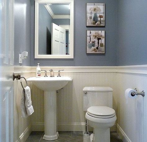 Half Bathroom Design Ideas, Half Bathroom Decor Ideas, Small Half Baths, Half Bathroom Design, Tiny Half Bath, Small Half Bathrooms, Small Half Bathroom, Small Half Bath, Wainscoting Ideas