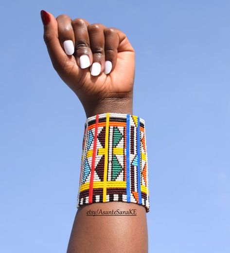 ON SALE MASAI Bracelet Masai Jewelry African Bangle African image 6 Zulu Traditional Wedding, Masai Jewelry, African Bangles, African Image, Cute Bracelet, Jewelry Cute, Word Bracelet, Beading Techniques, Friend Bracelets