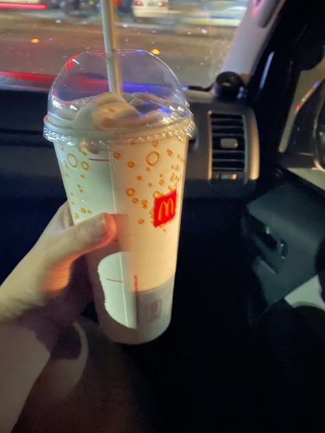 #mcdonalds #mcdonalds #fastfood #snack #pinterest #coke Coke Float, Life Update, Float, Snacks, Birthday, Quick Saves