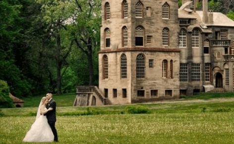 Places To Have A Wedding, Pittsburgh Wedding Venues, Wedding Venues Pennsylvania, Ny Wedding Venues, Pa Wedding Venues, Airbnb Wedding, Low Budget Wedding, Castle Wedding Venue, Wedding Venues Indoor